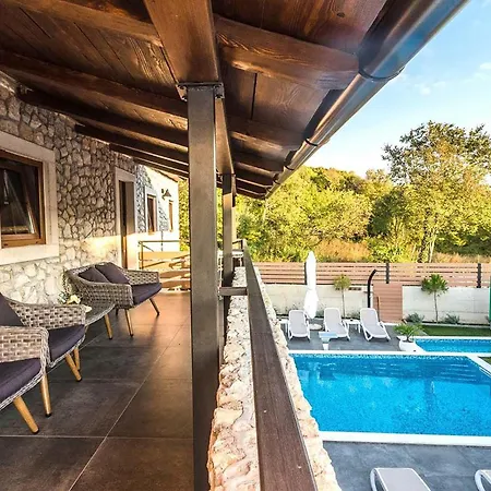 Cozy In With Outdoor Swimming Pool * Tribalj (Primorsko-Goranska)